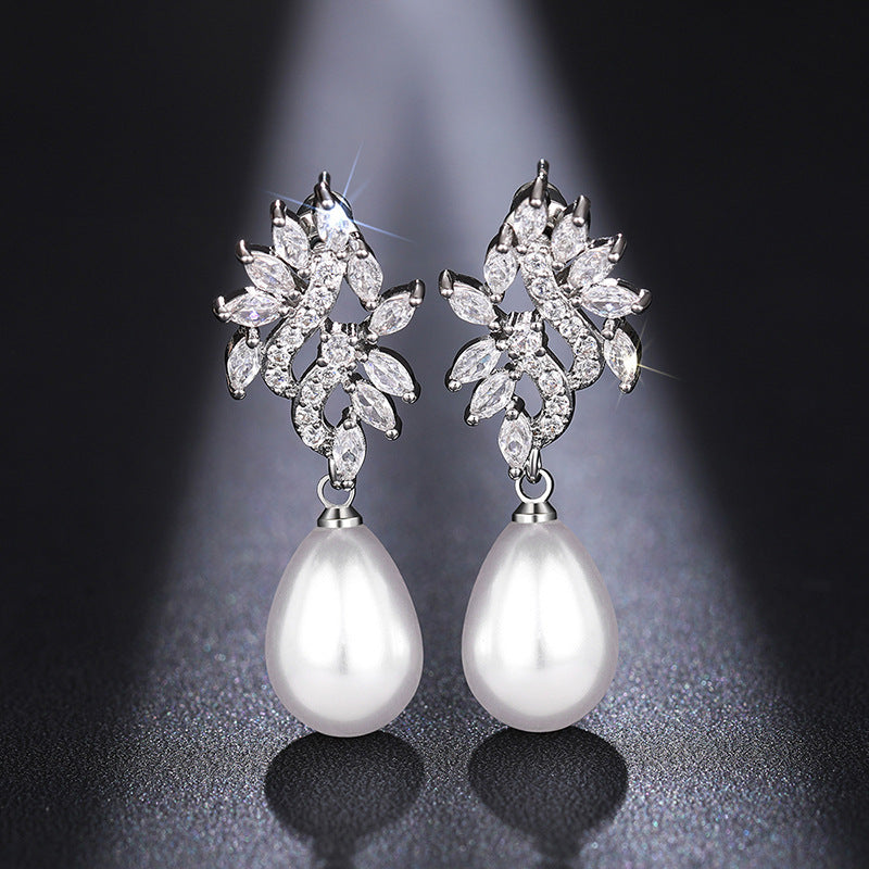 Stylish Teardrop-shaped Micro-pave Zircon Earrings