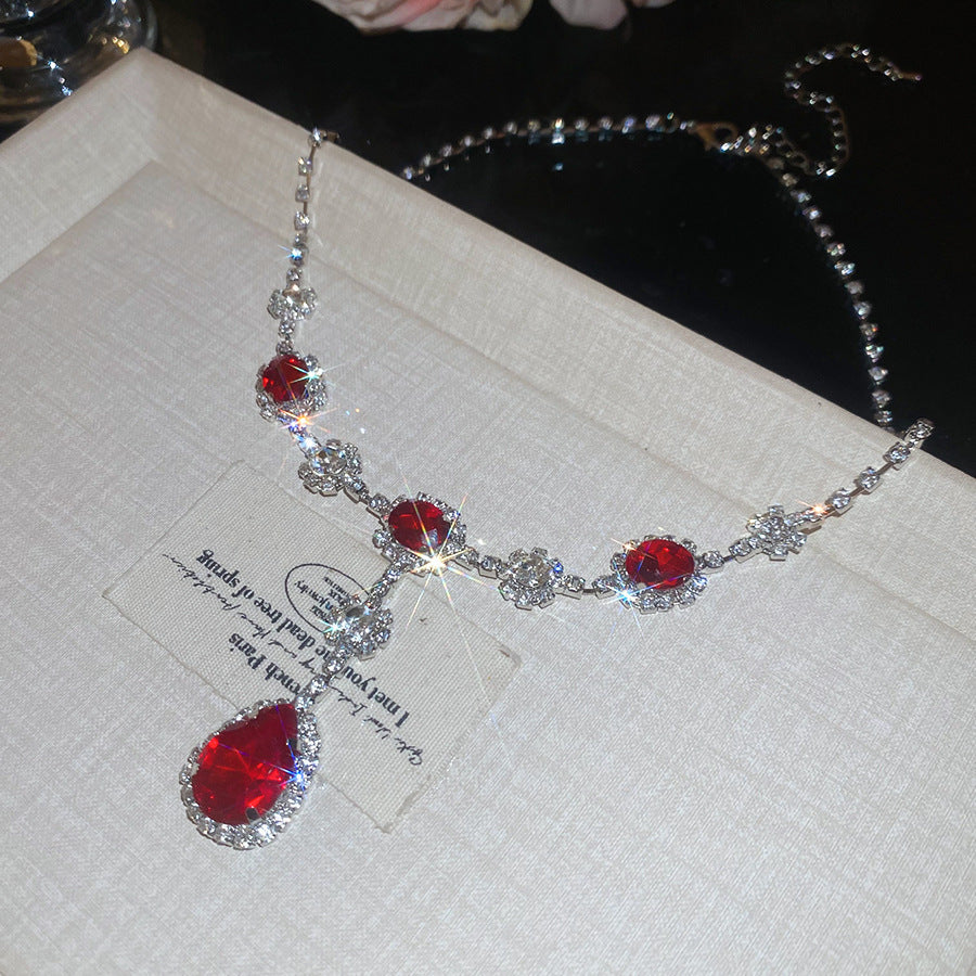 Leaf Zircon Waterdrop Earring And Necklace Set